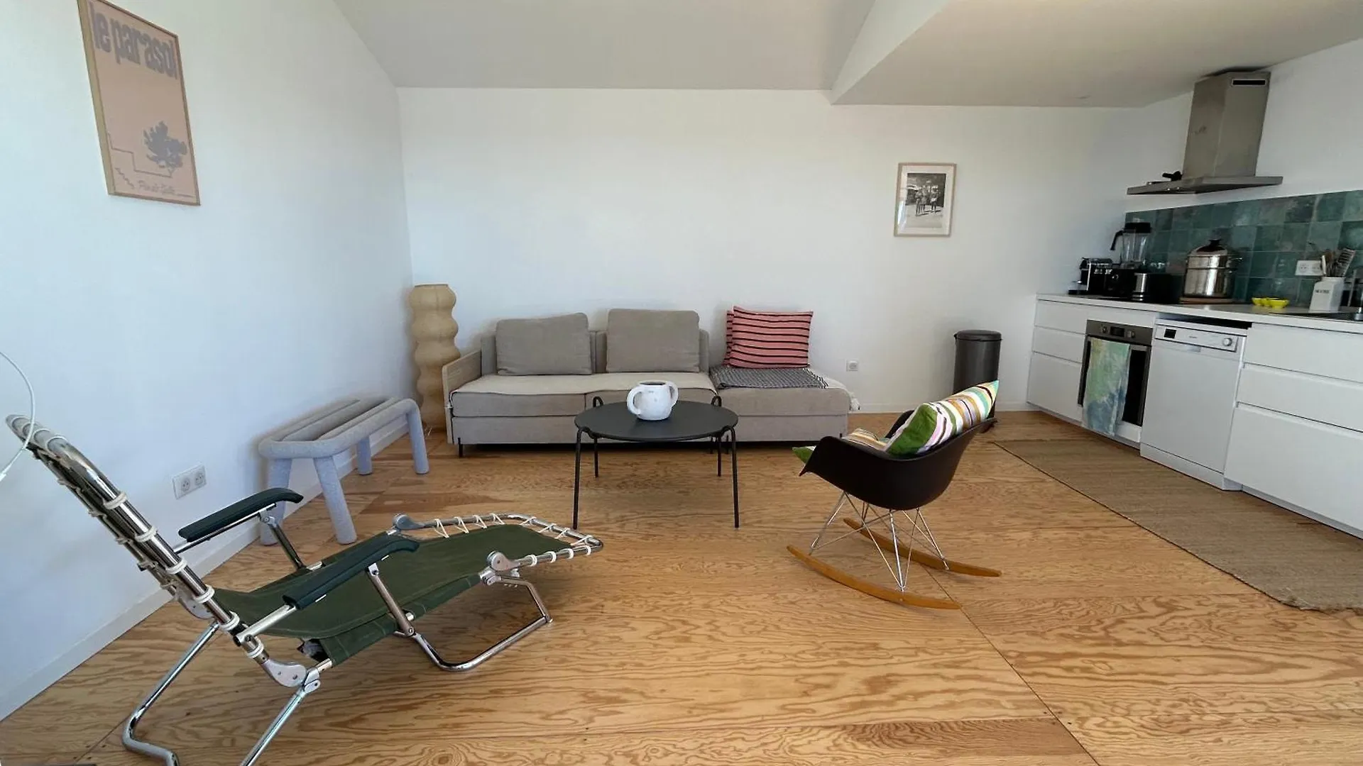 Semesterbostad Cabanon Moderne, Les Pieds Dans L'Eau, 2 Chambres Le Pradet