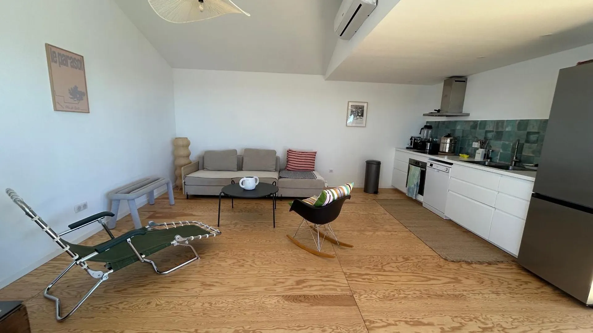 Cabanon Moderne, Les Pieds Dans L'Eau, 2 Chambres Le Pradet